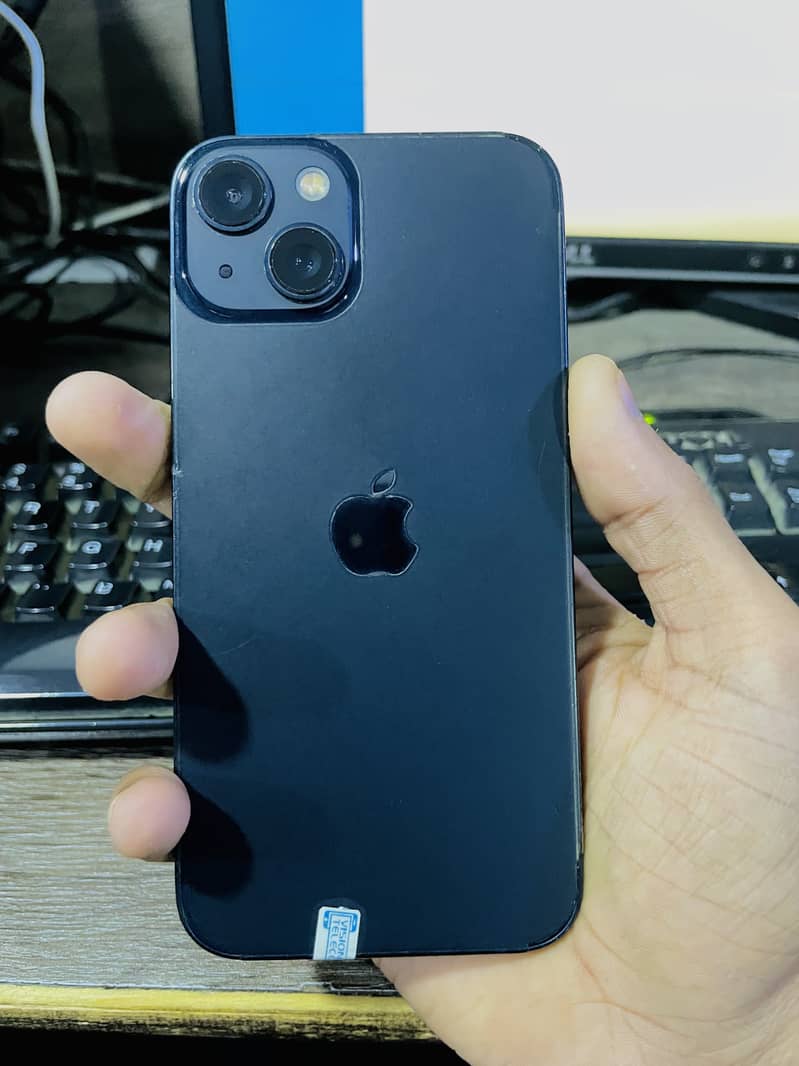 Apple iPhone 13 1