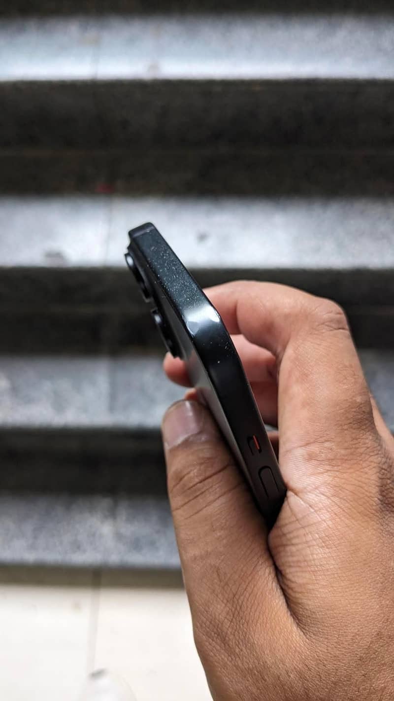 Apple iPhone 15 6
