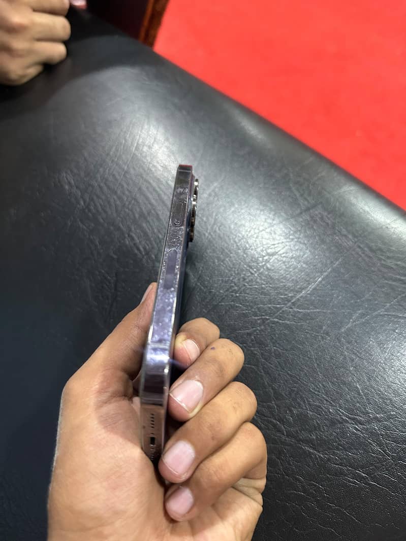Apple iPhone 14 Pro 3