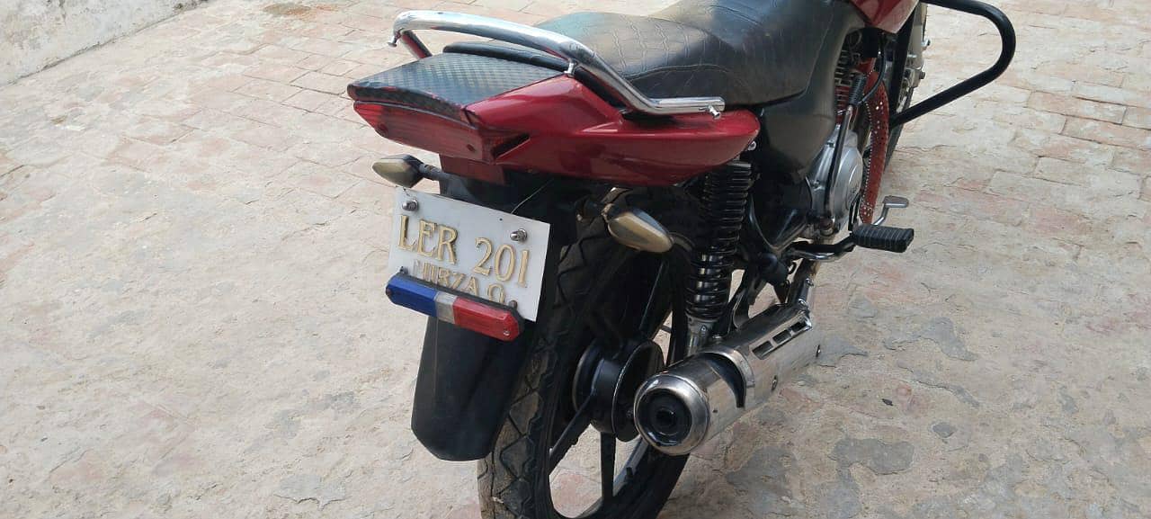 ybr 125 1
