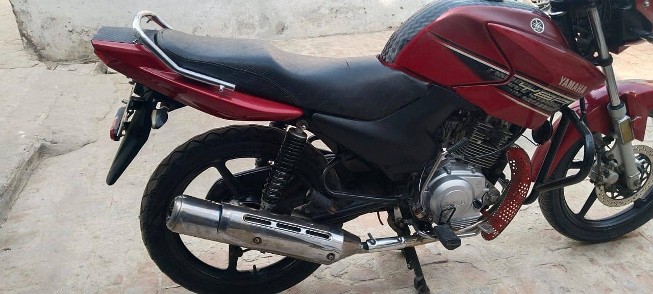 ybr 125 3
