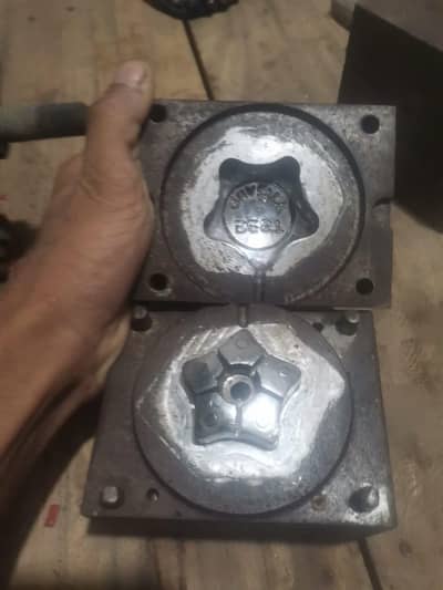 hand molding machine daii