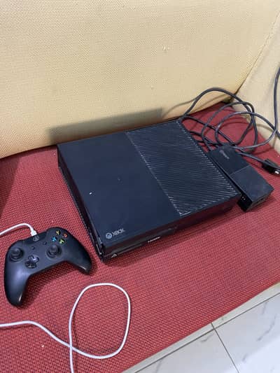 XBOX ONE 1TB MODEL