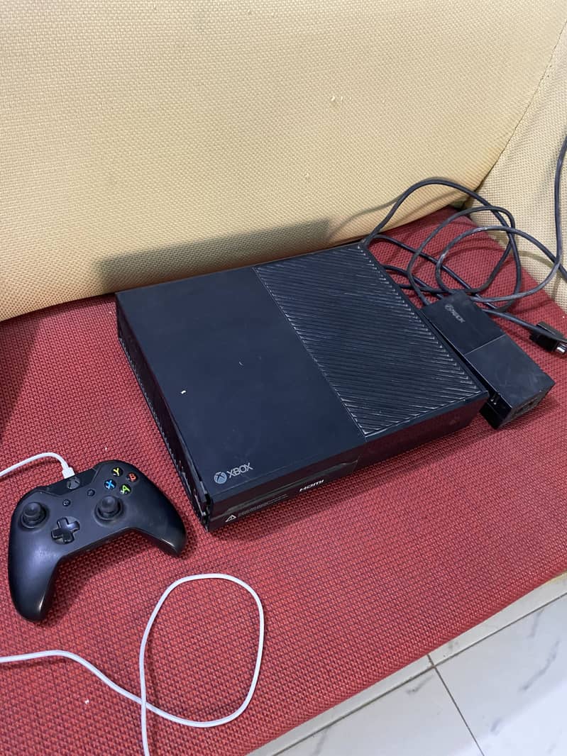 XBOX ONE 1TB MODEL 0