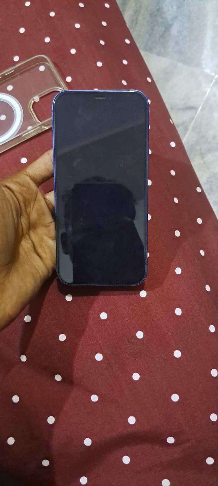 Apple iPhone 12 1