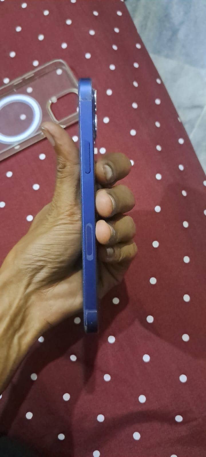 Apple iPhone 12 2