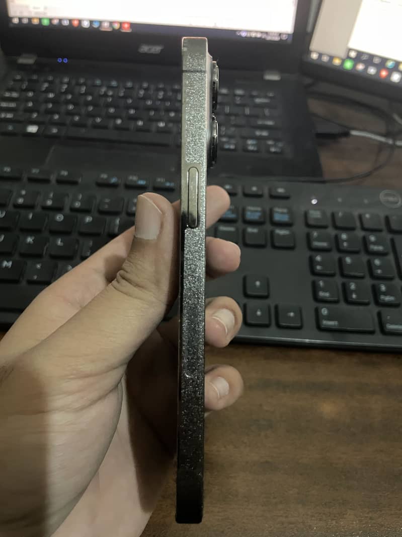 Apple iPhone 13 Pro 4
