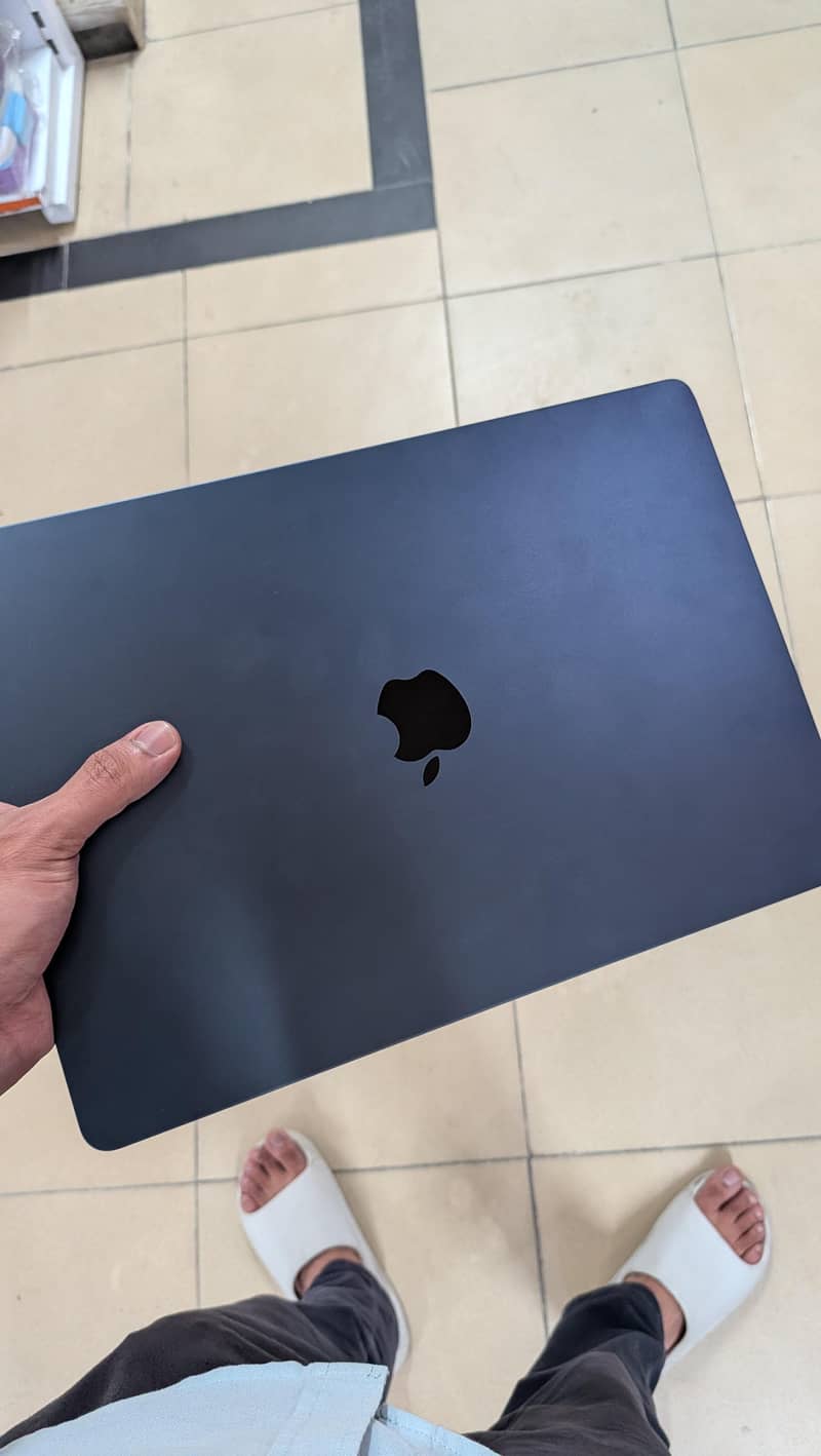 Macbook M4 Air 2