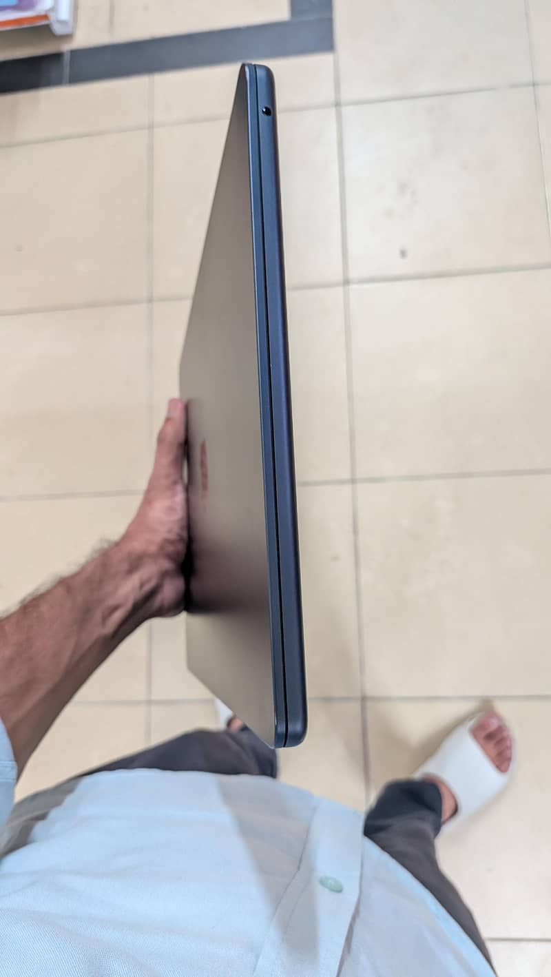 Macbook M4 Air 4