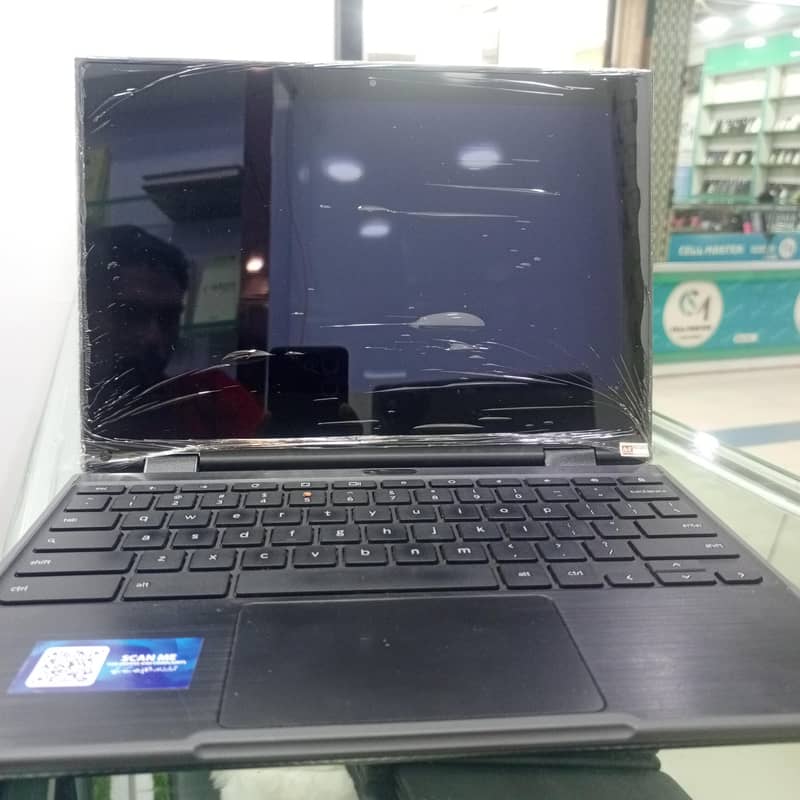 **CHROMEBOOK** 0