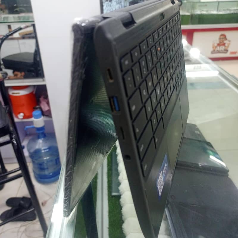 **CHROMEBOOK** 3