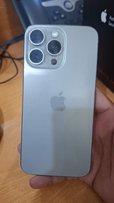 Apple iPhone 15 Pro Max Natural color
