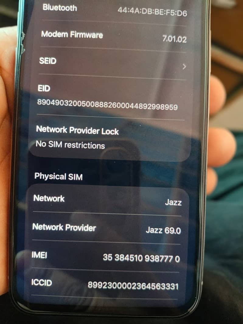 Apple iPhone 11 Pro 2