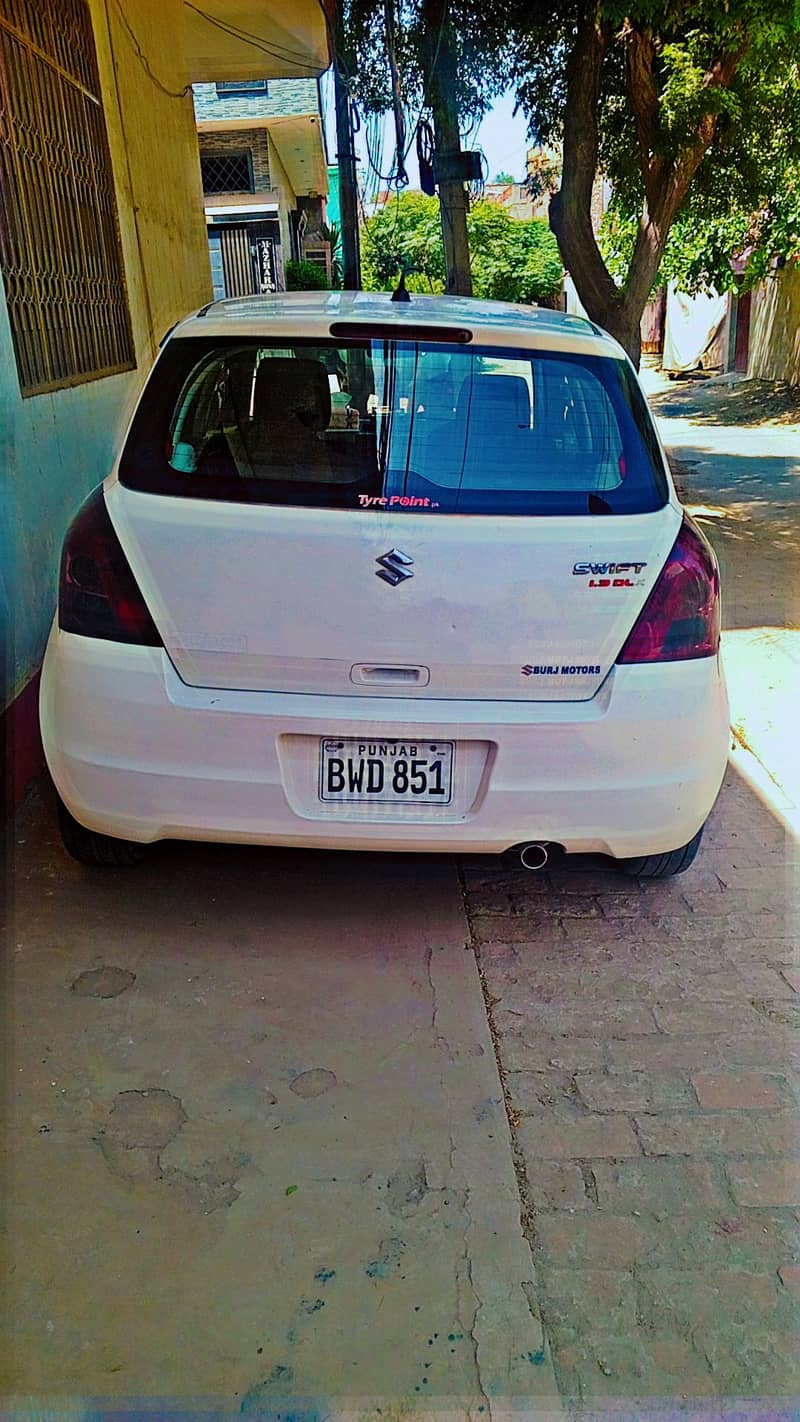 Suzuki Swift 2012 5