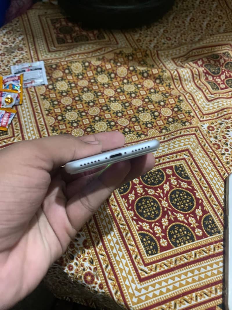 Apple iPhone 7 6