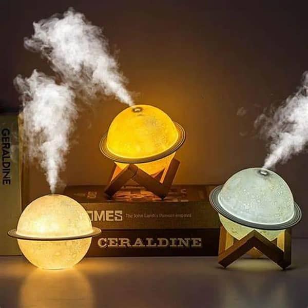 T  Moon Humidifier Beautiful Planet Diffuser Portabale Humidifier 200ml Bedroom Mist Maker Mini Sprayer with LED Night Light