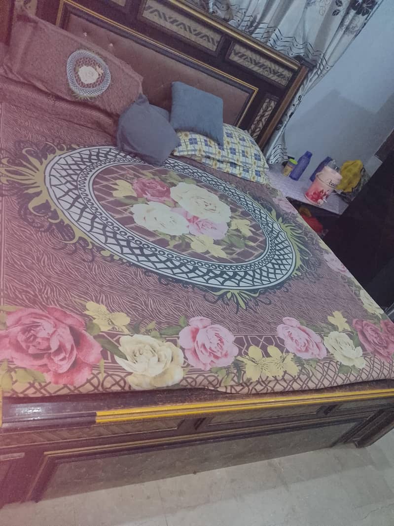 furniture 0