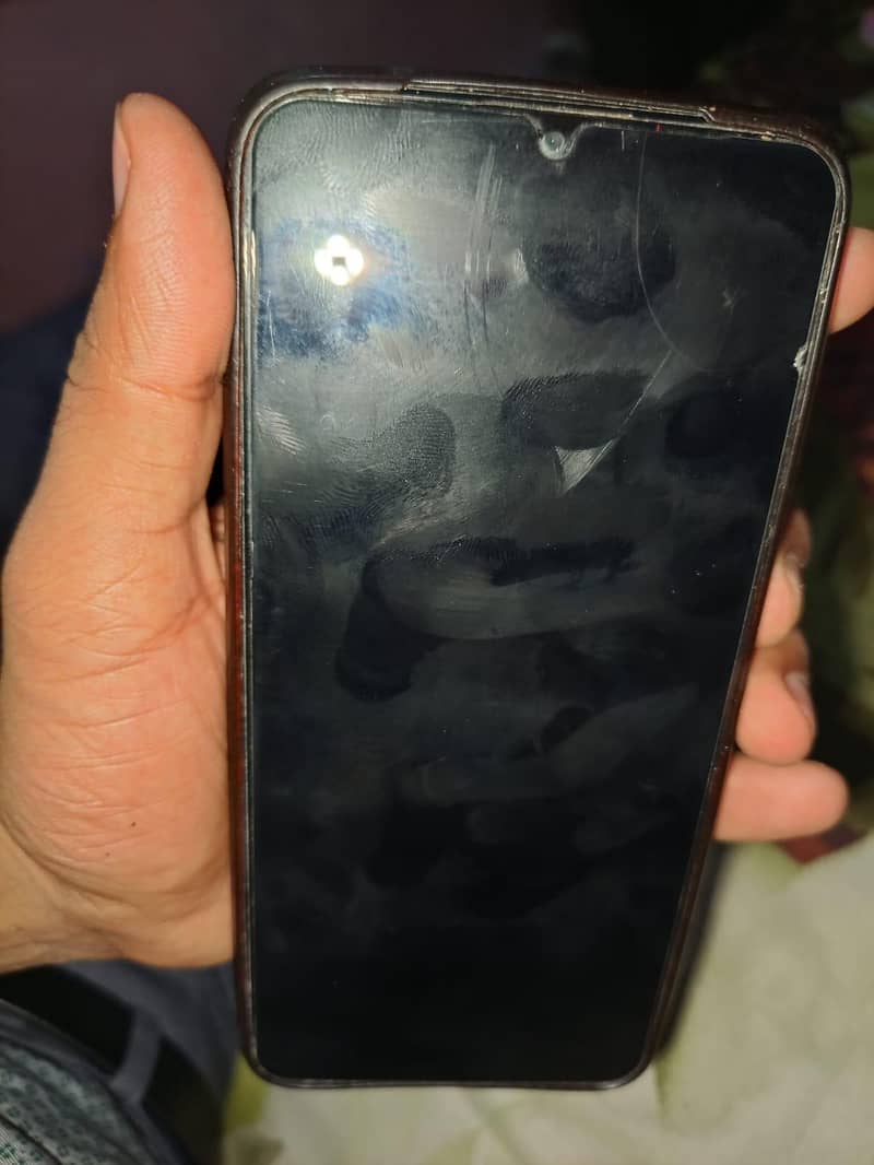 Realme C51 4