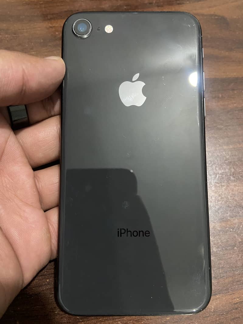 Apple iPhone 8 3
