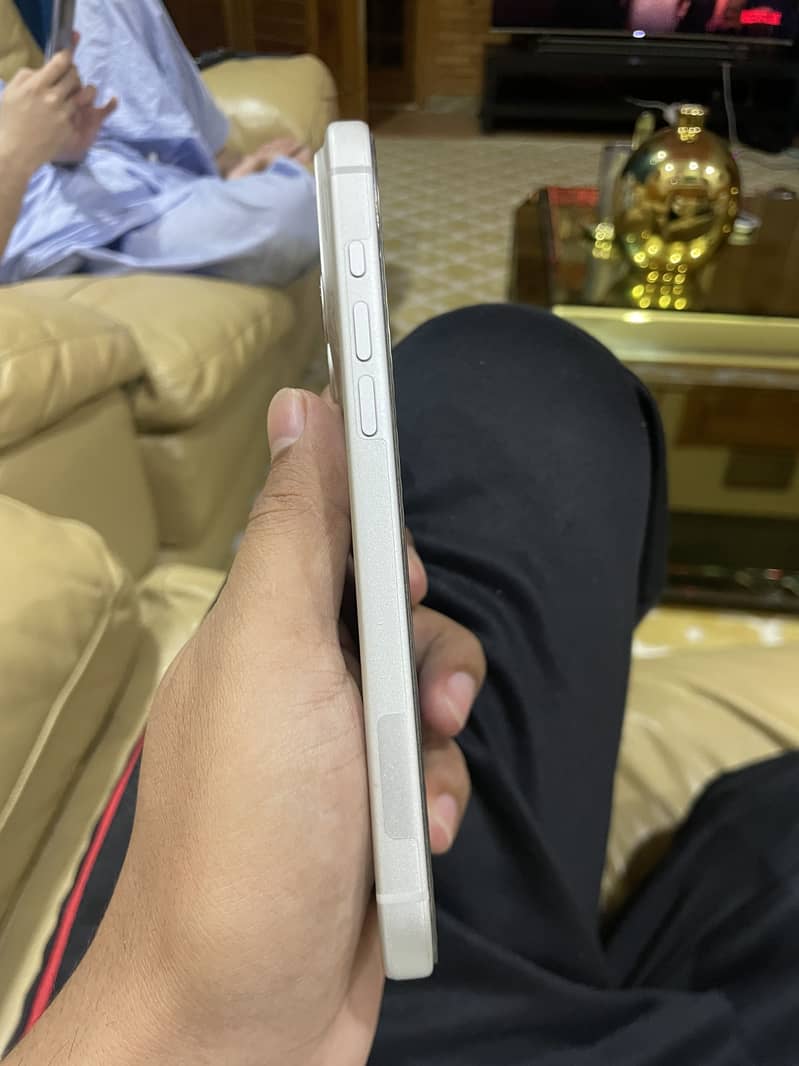 Apple iPhone 17 Pro Max jv 5