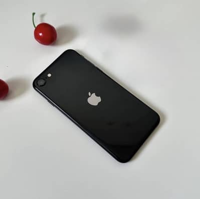 Apple iPhone SE - PTA APPROVED - 93% BATTERY