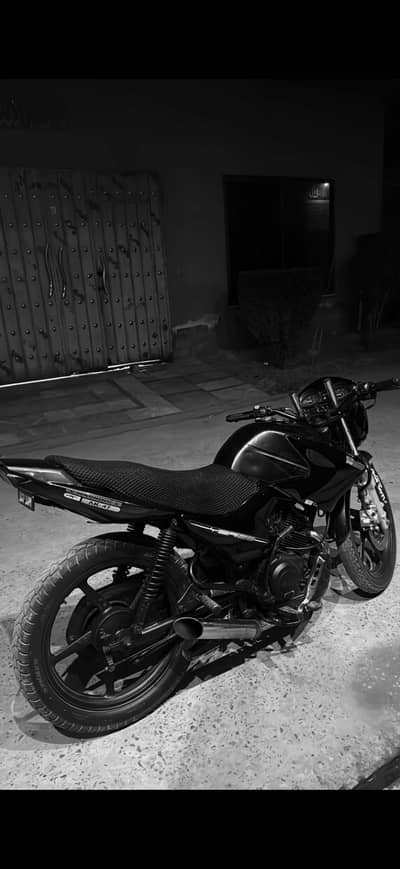 Yamaha ybr modified