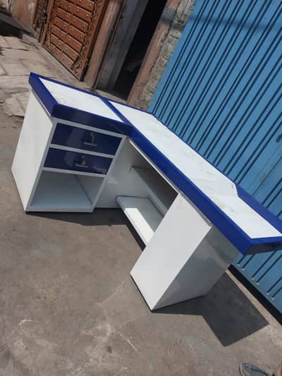 Cash counter