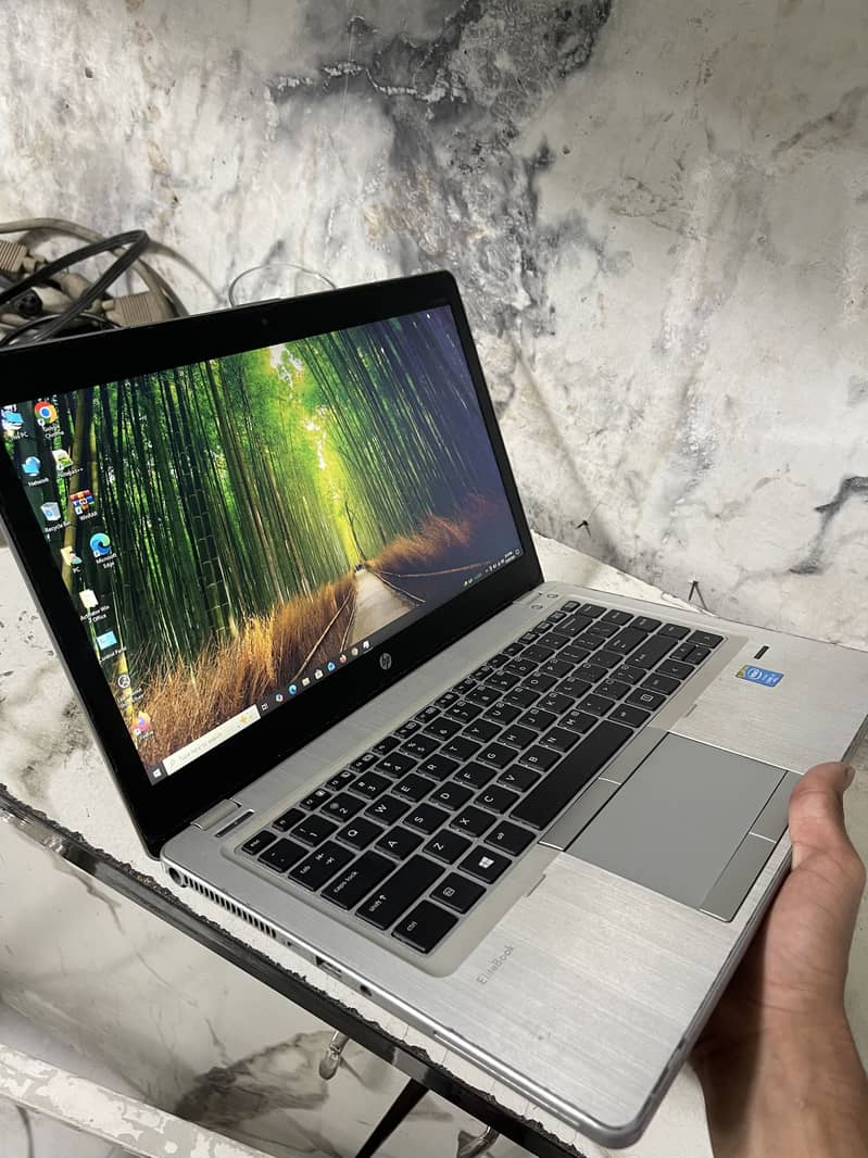 Hp folio 9480 1