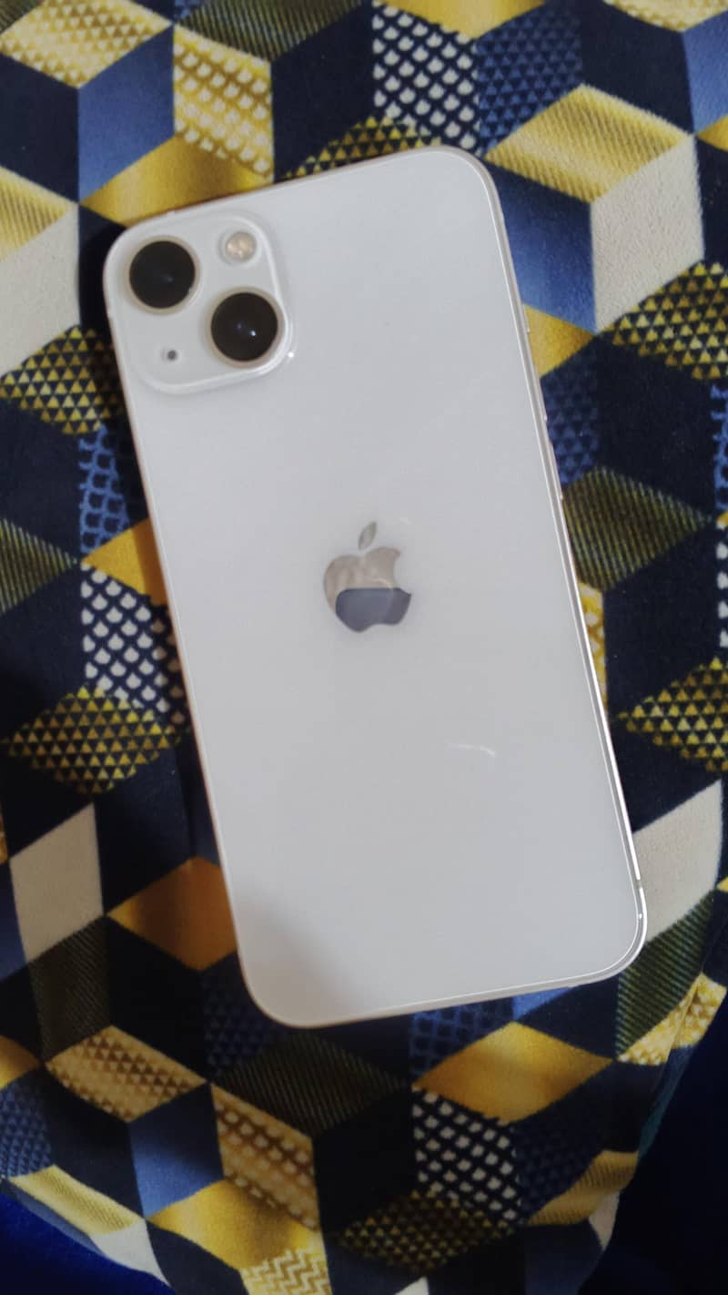 Apple iPhone 13 0