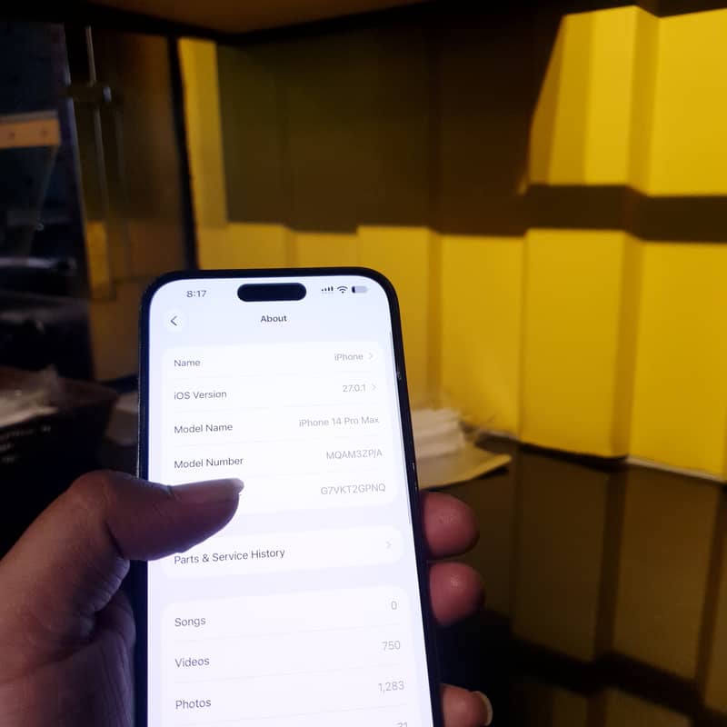 Apple iPhone 14 Pro Max 8