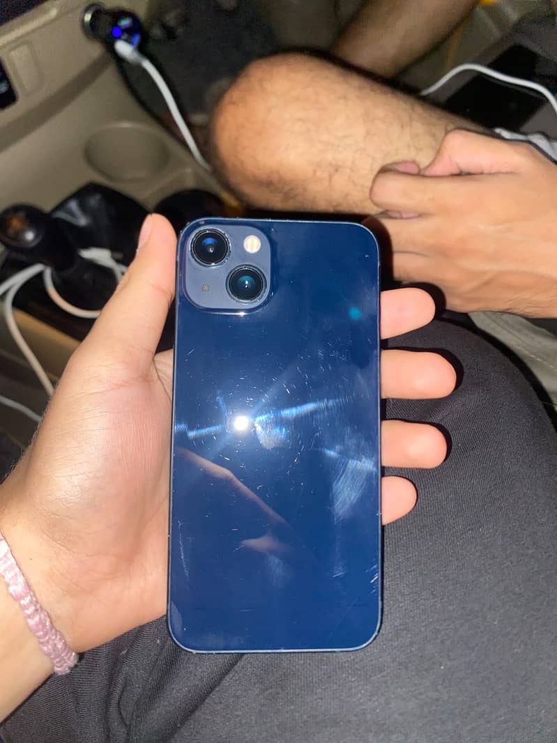 Iphone 13 4