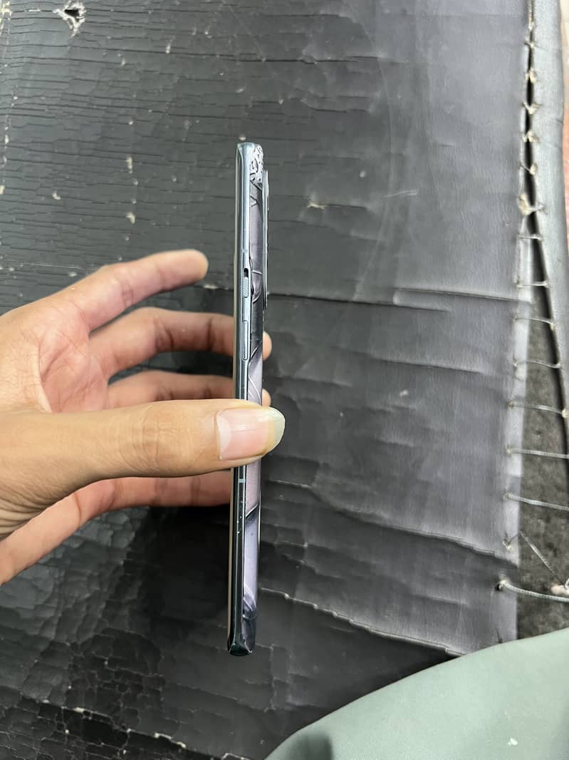 One Plus 9 Pro 3