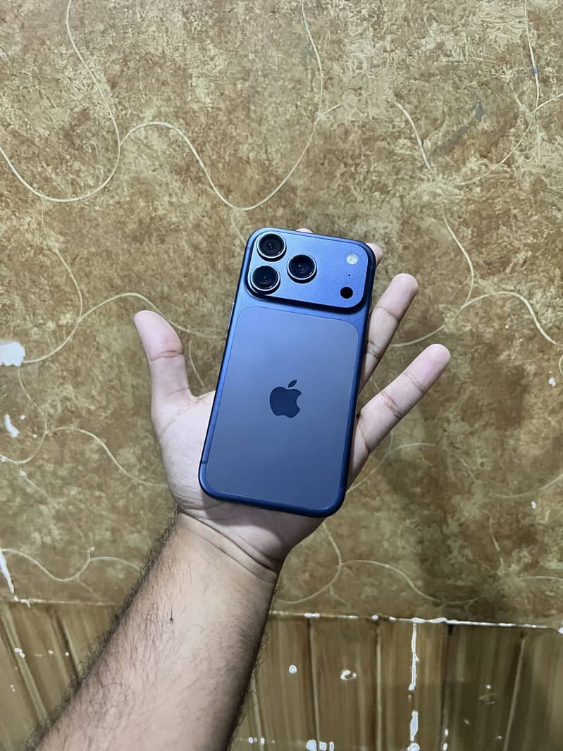 Apple iPhone 17 Pro 3