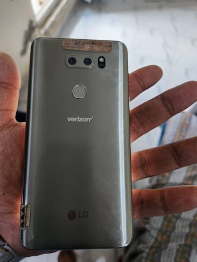 lg v30