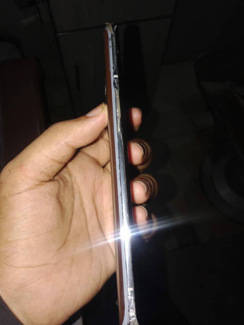 One Plus 9 Pro 6