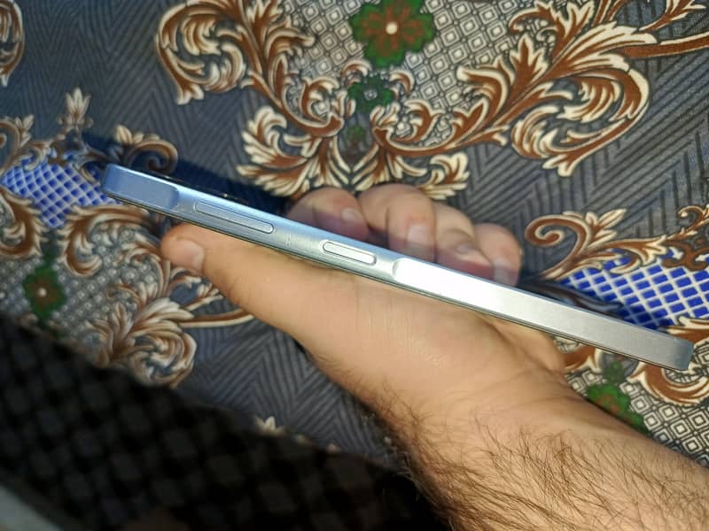 Samsung Mobile A06 4