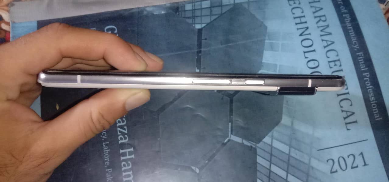 Google Pixel 6 Pro 6