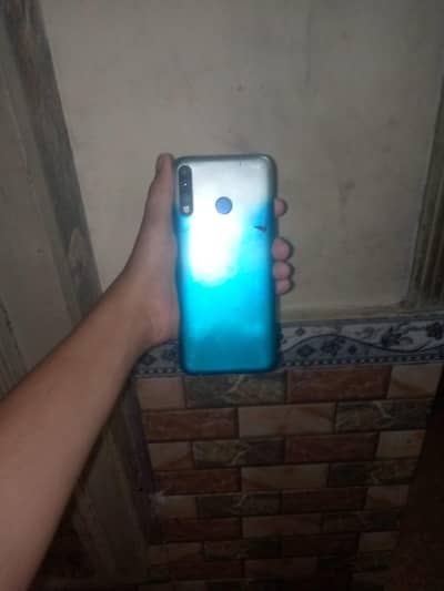 Tecno Spark 4