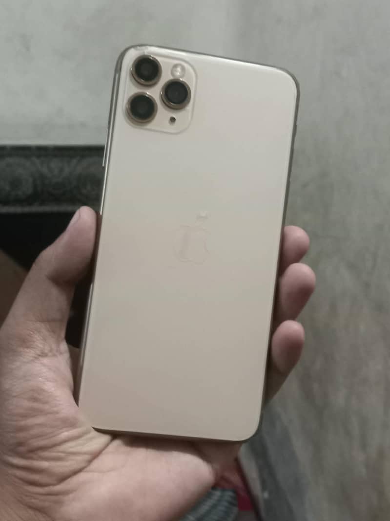 Apple iPhone 11 Pro Max 1