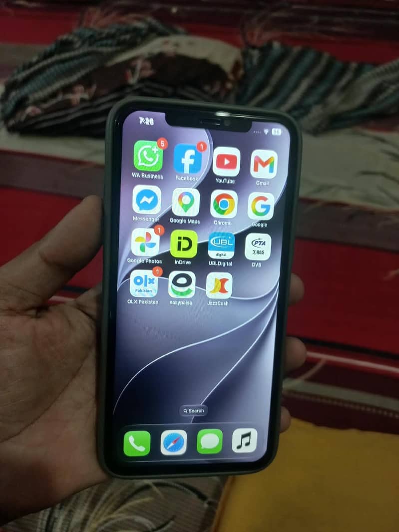 Apple iPhone 11 Pro Max 2