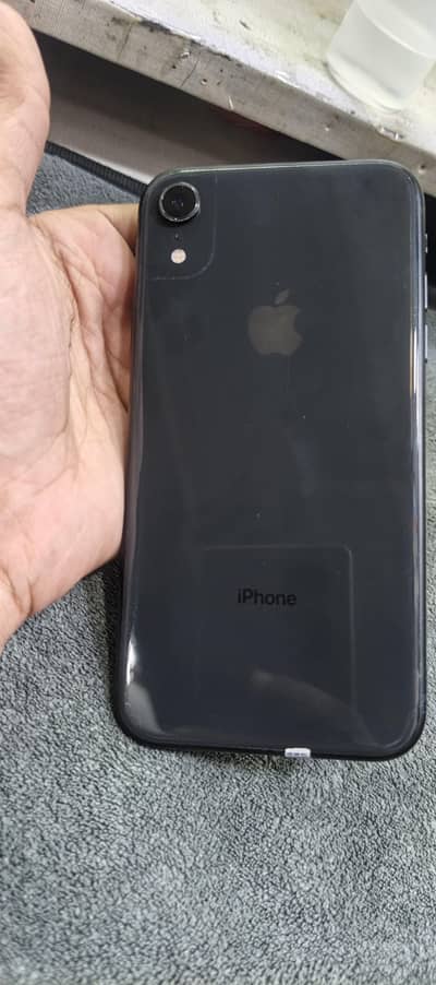 Apple iPhone XR 3 colours available 10by10 conditions
