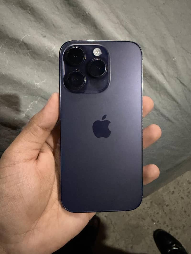 Apple iPhone 14 Pro 0
