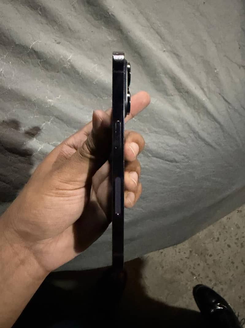 Apple iPhone 14 Pro 3