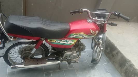 Honda CD 70 2023