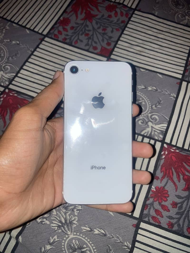 iPhone SE 2020 6