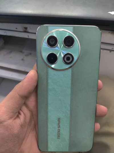 Tecno SPARK 30 Pro