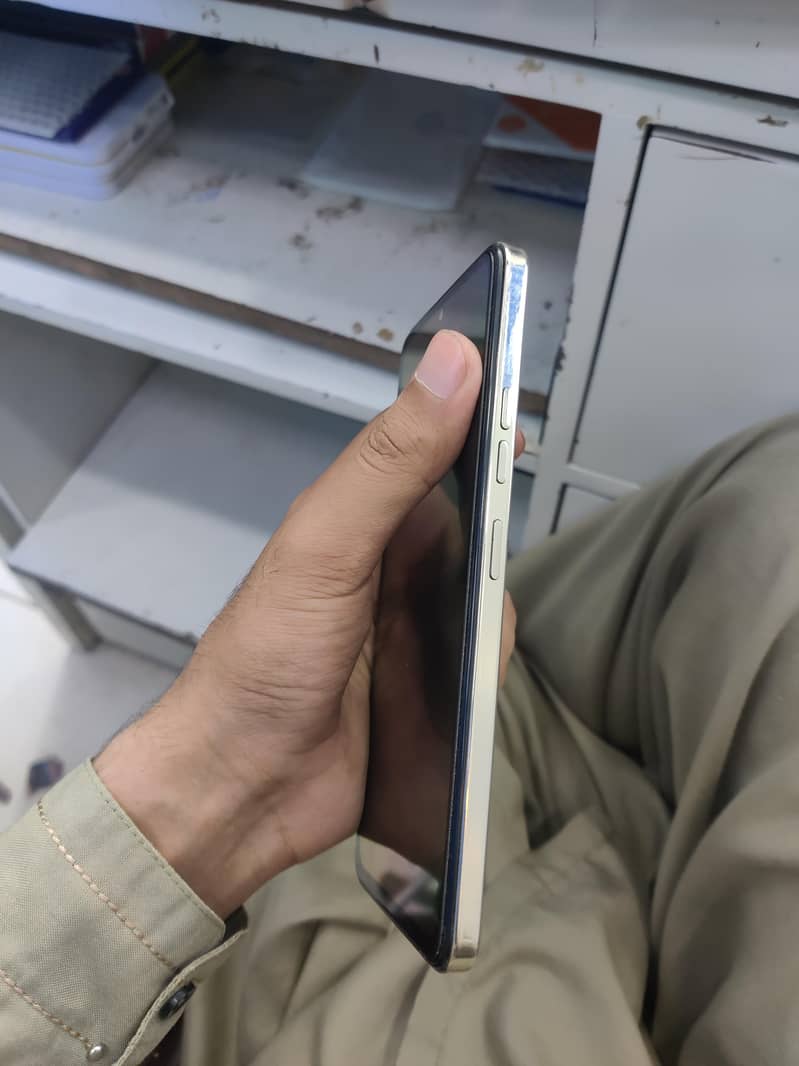 Tecno SPARK 30 Pro 5
