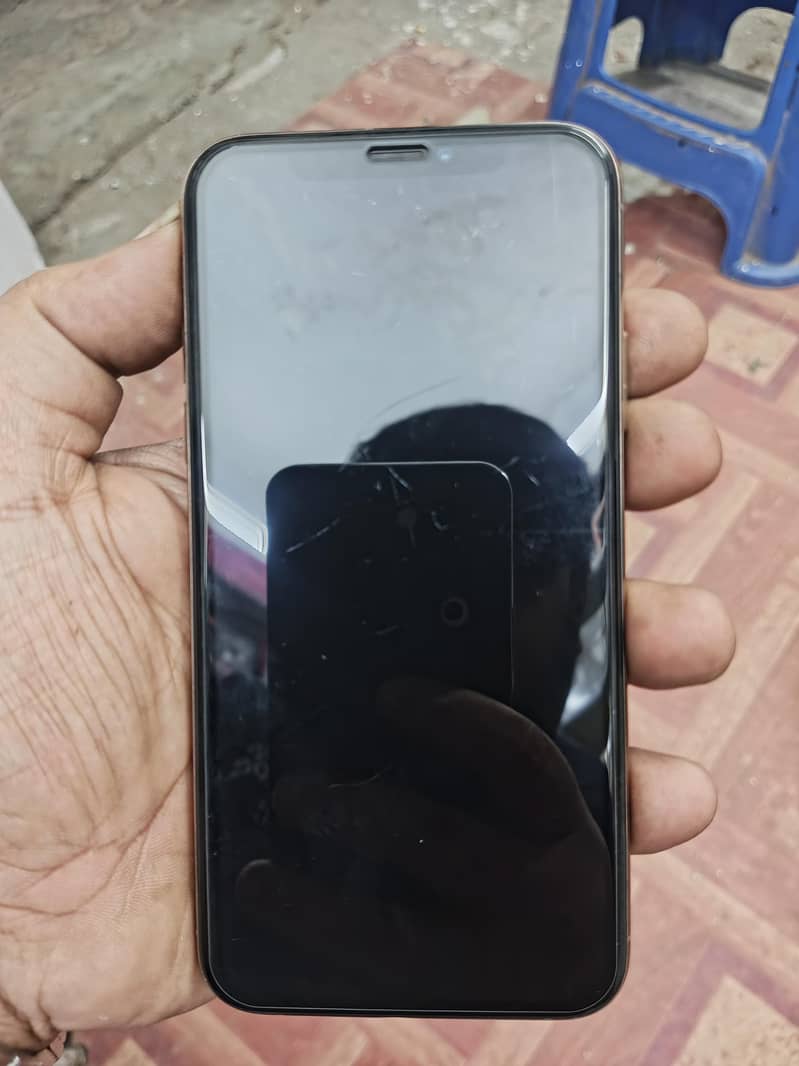 Apple iPhone XS 0