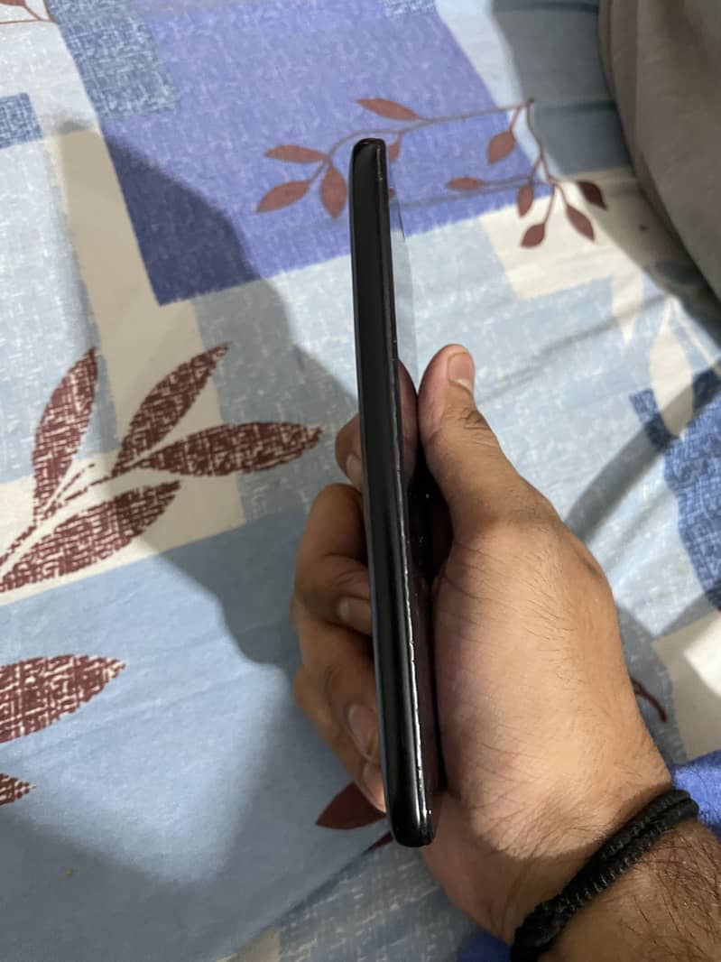 Motrola e4 4