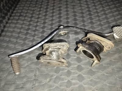 Honda 125 Metal kcs  insulator and gear lever